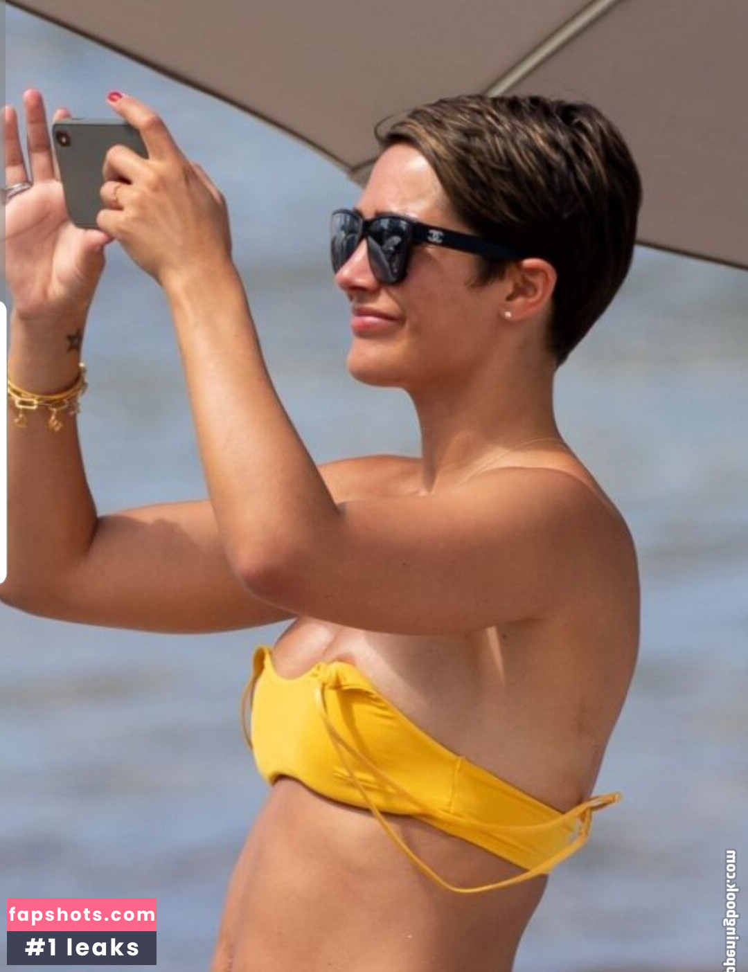 Frankie Bridge gallery photo #600