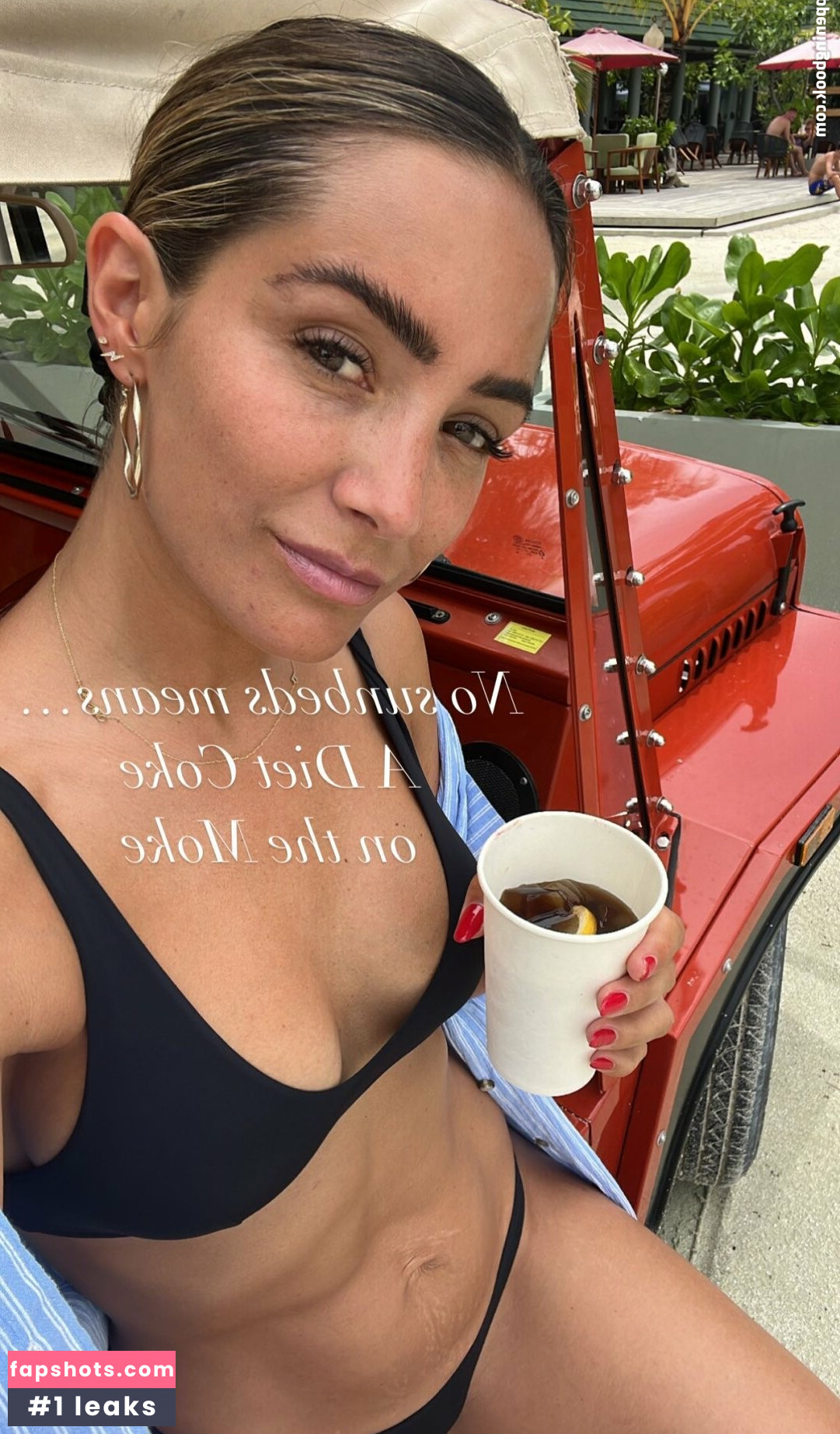 Frankie Bridge gallery photo #620