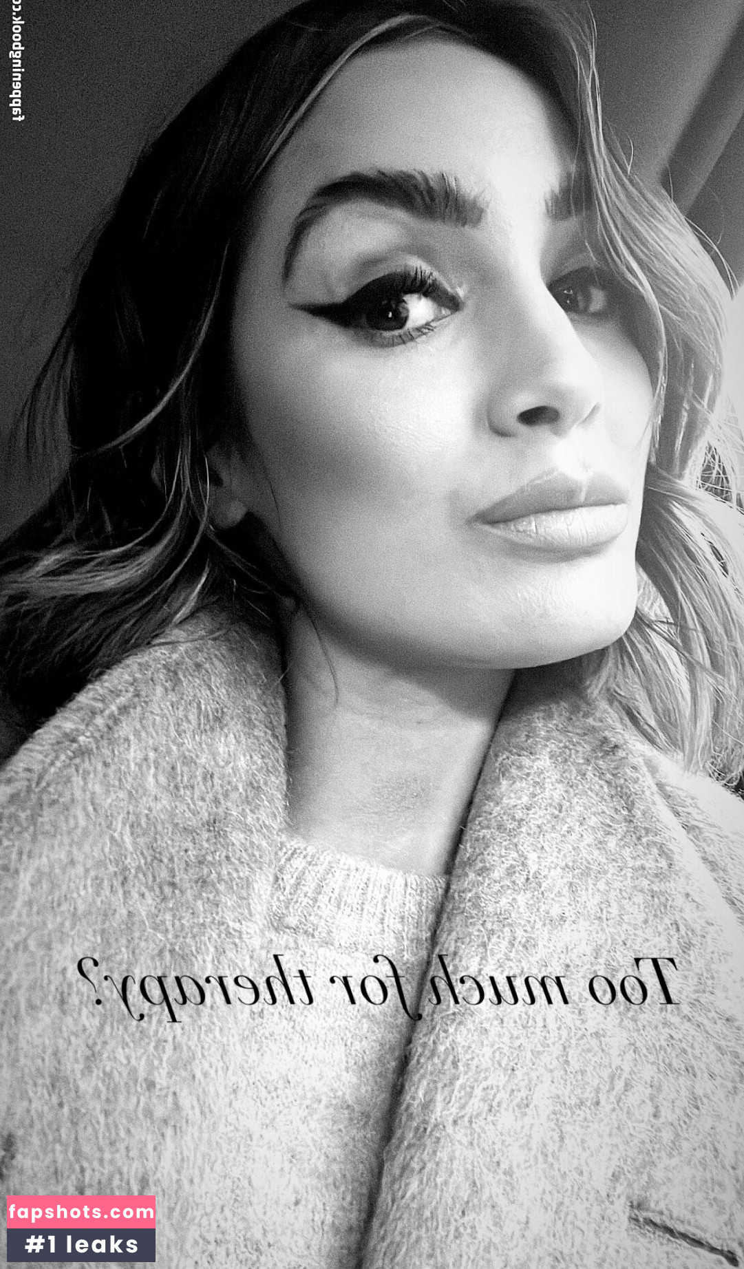 Frankie Bridge gallery photo #648