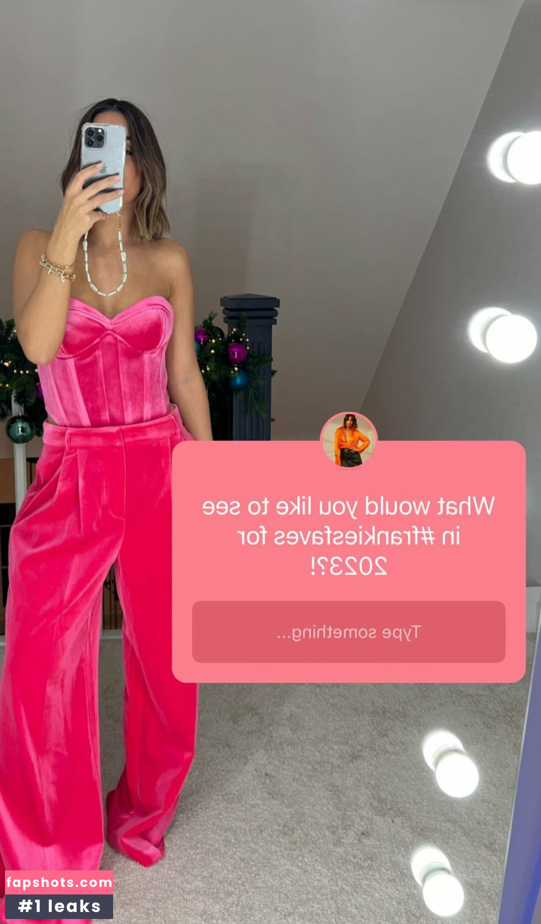 Frankie Bridge gallery photo #678