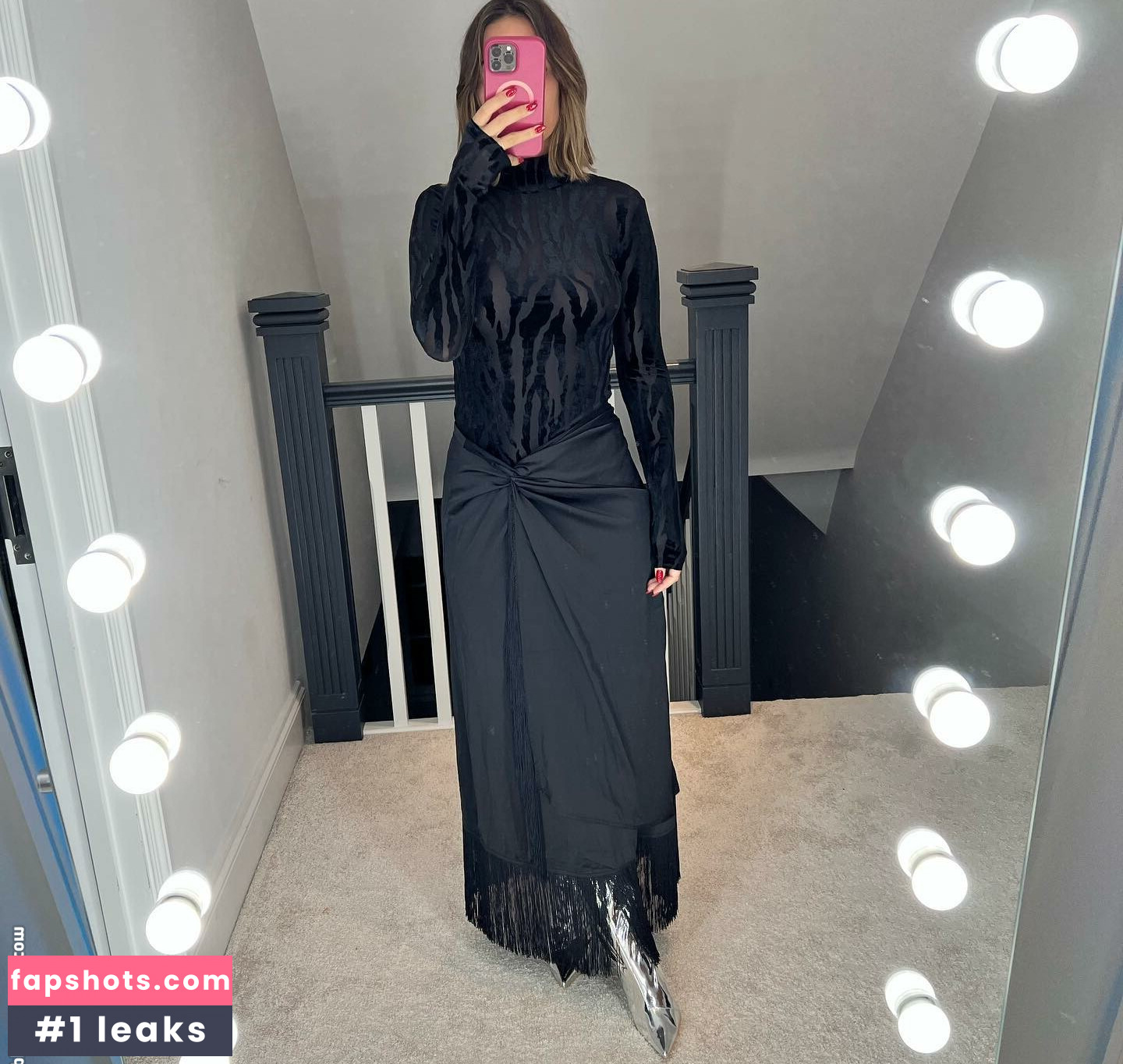 Frankie Bridge gallery photo #698