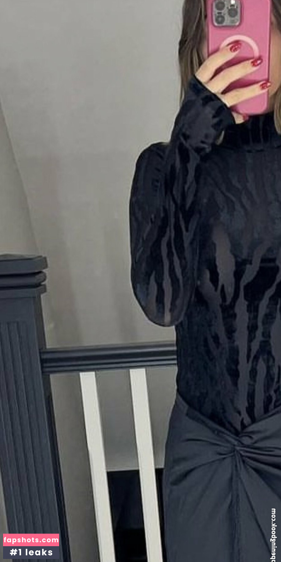 Frankie Bridge gallery photo #700