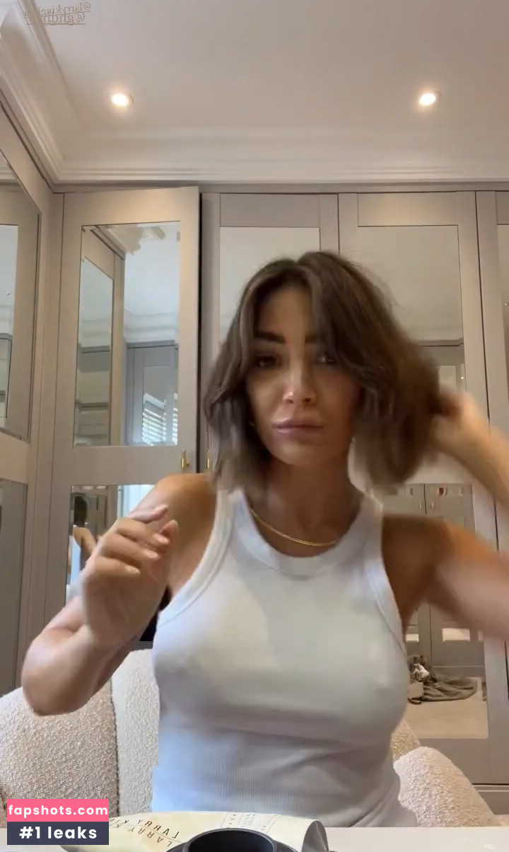 Frankie Bridge gallery photo #722