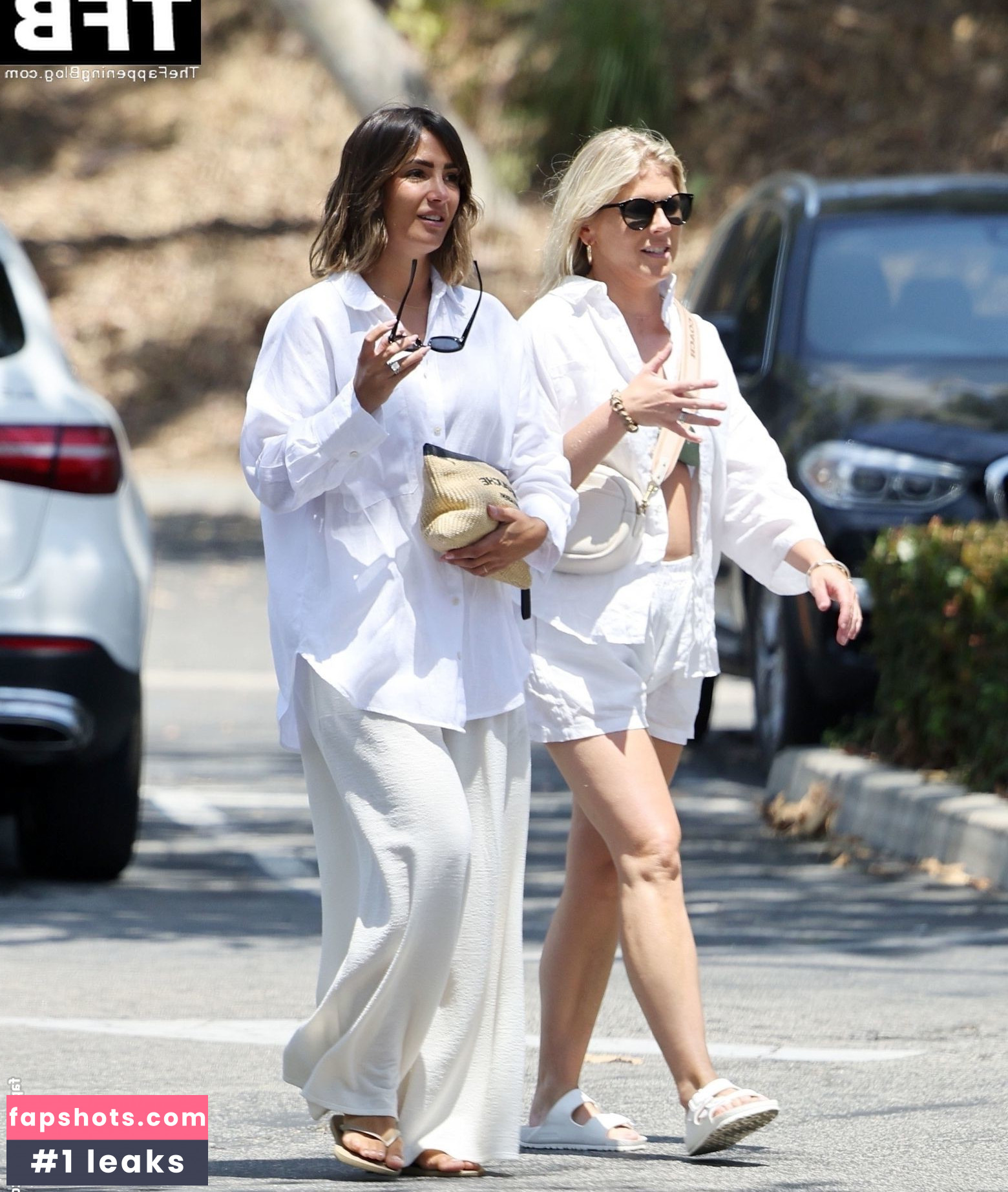 Frankie Bridge gallery photo #726