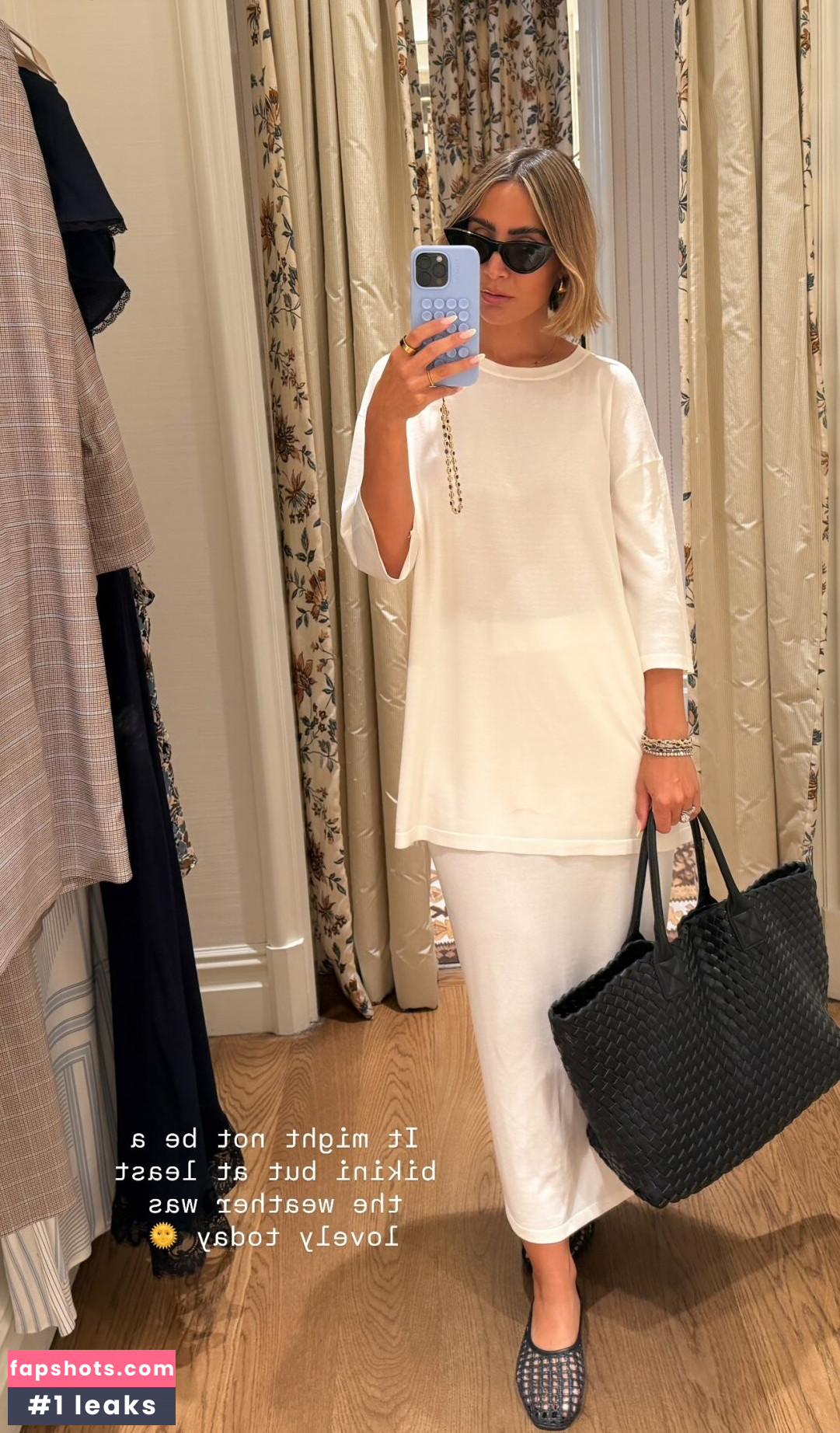 Frankie Bridge gallery photo #74