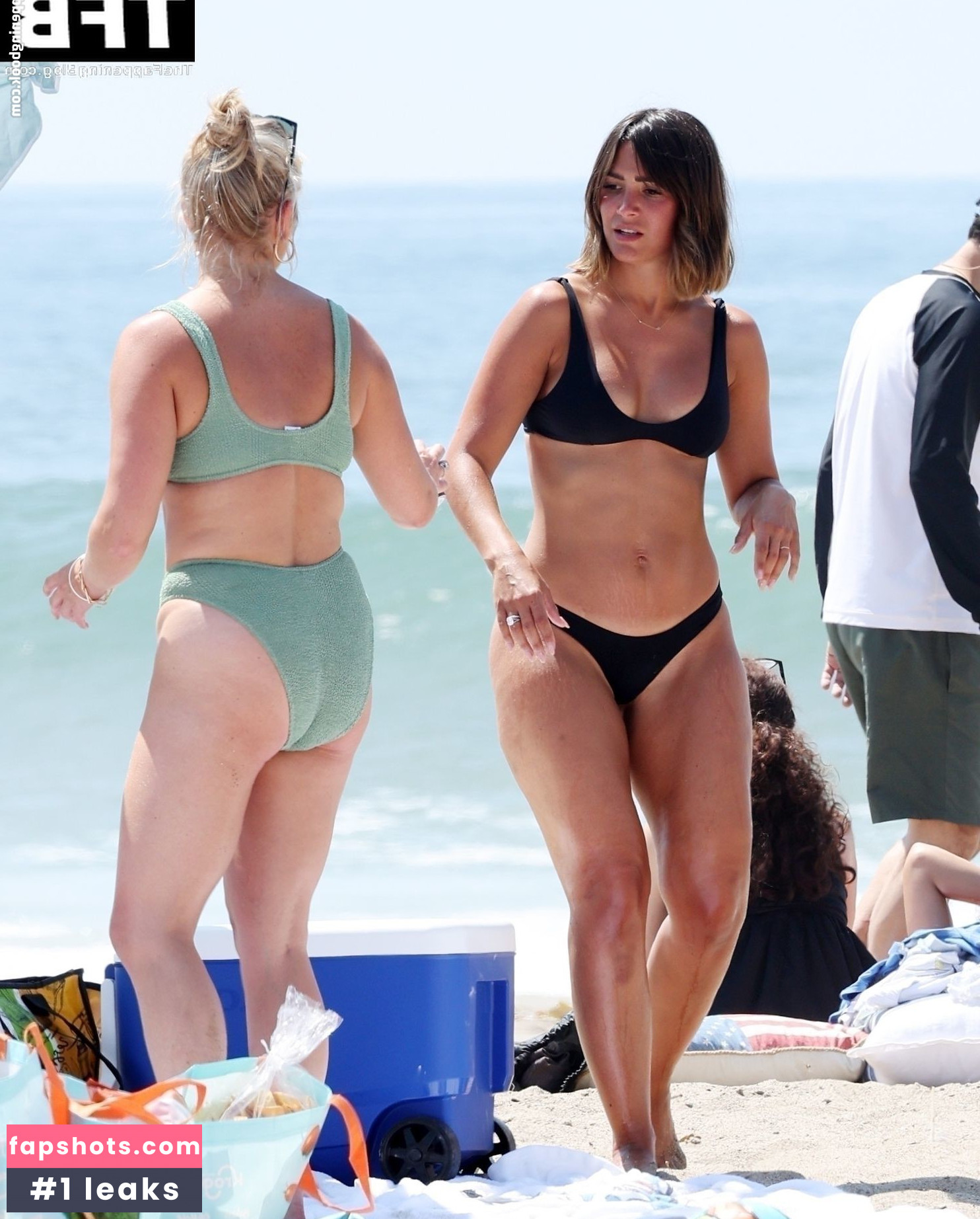 Frankie Bridge gallery photo #745