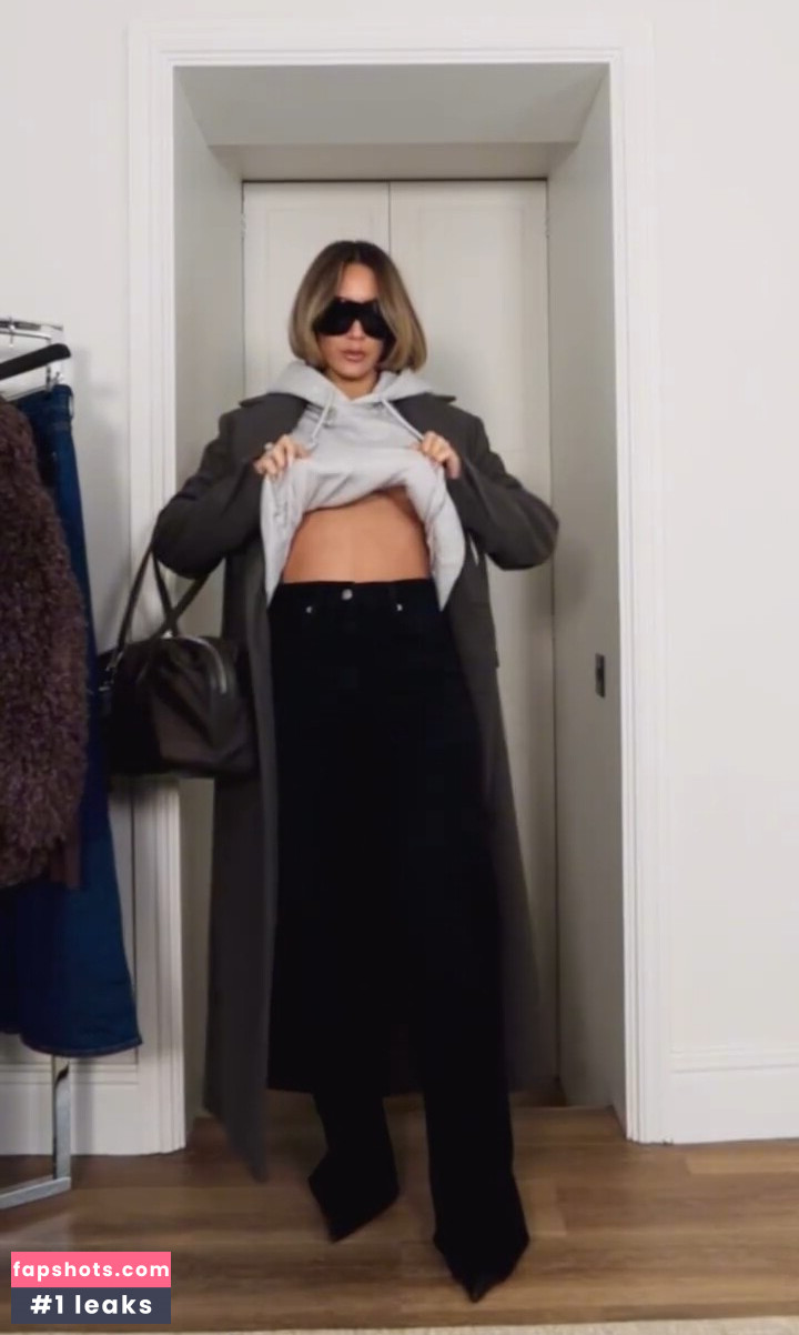 Frankie Bridge gallery photo #10