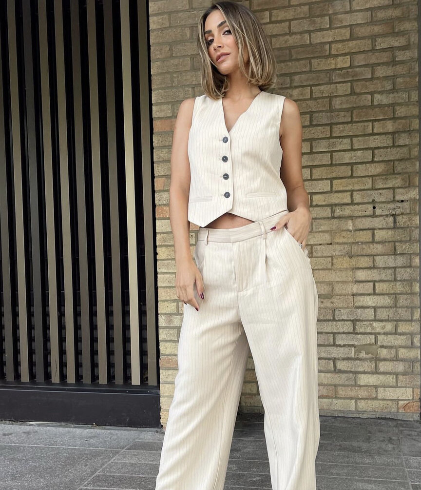 frankie-bridge gallery photo #1080