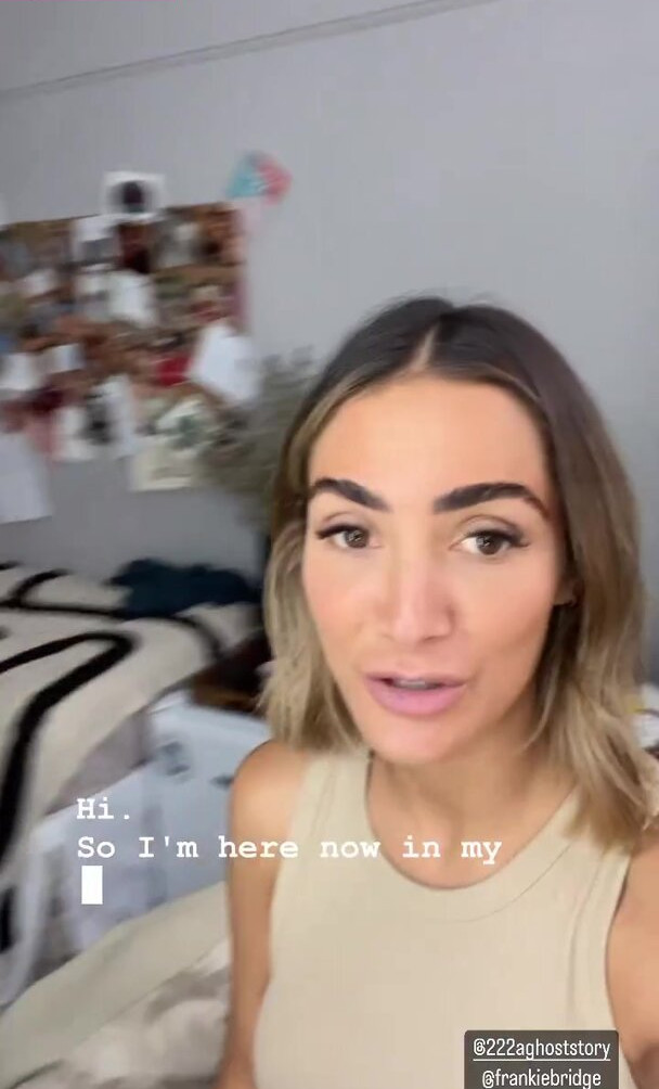 frankie-bridge gallery photo #1152