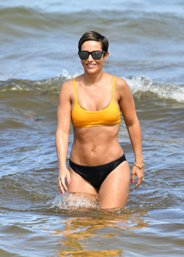 frankie-bridge gallery photo #1180