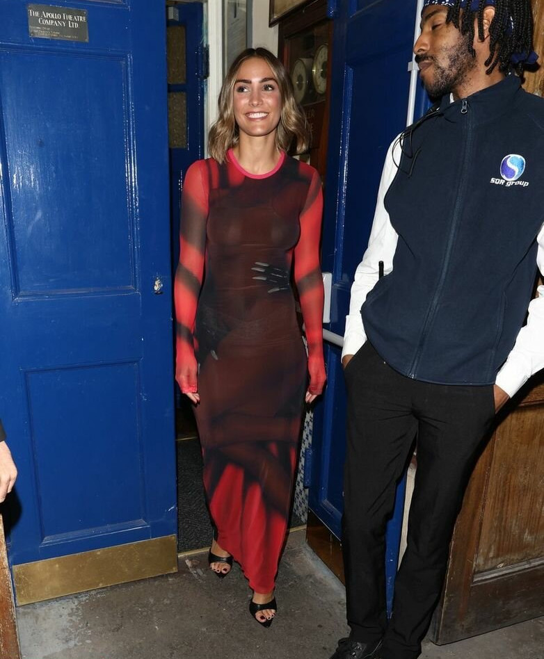 frankie-bridge gallery photo #1284