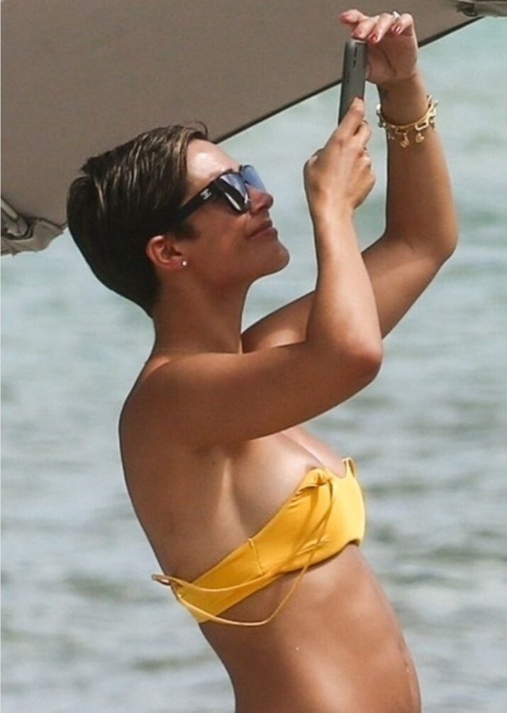 frankie-bridge gallery photo #1370