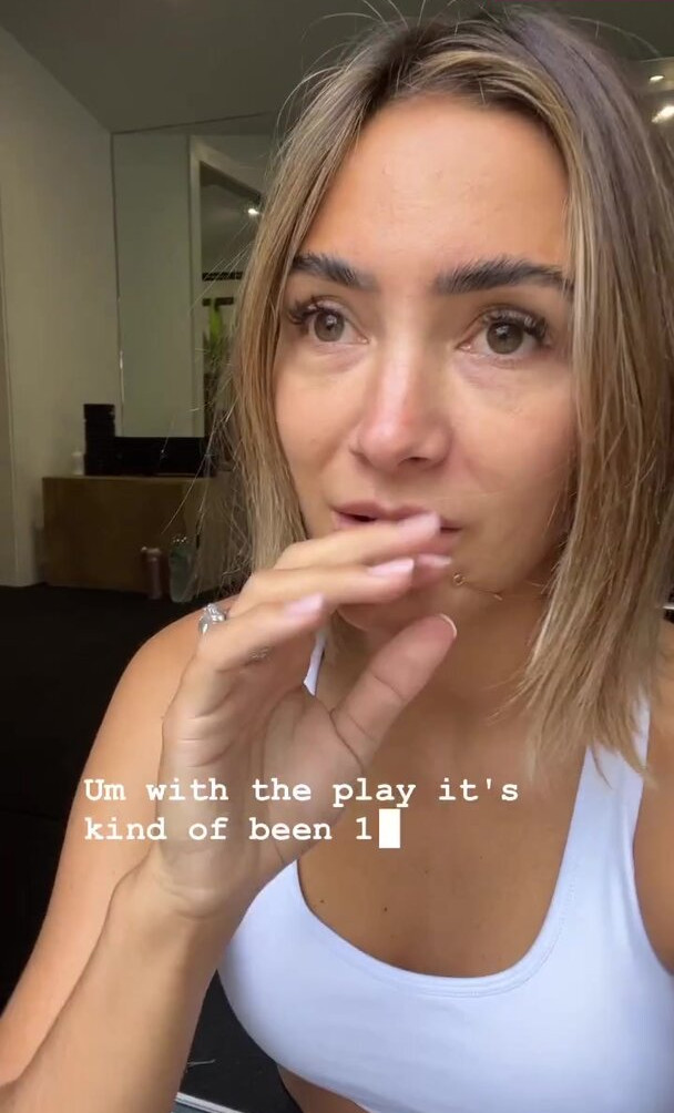 frankie-bridge gallery photo #1380