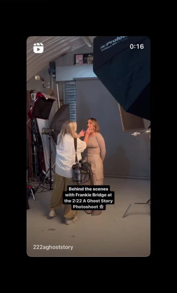 frankie-bridge gallery photo #1393