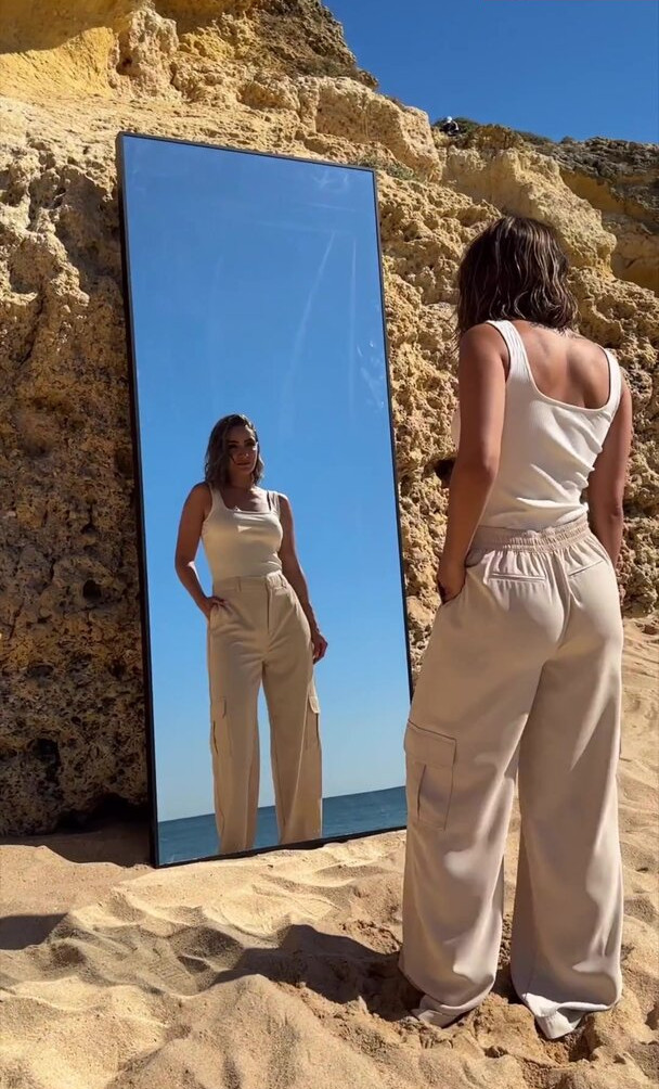 frankie-bridge gallery photo #1401