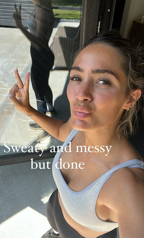 frankie-bridge gallery photo #1406