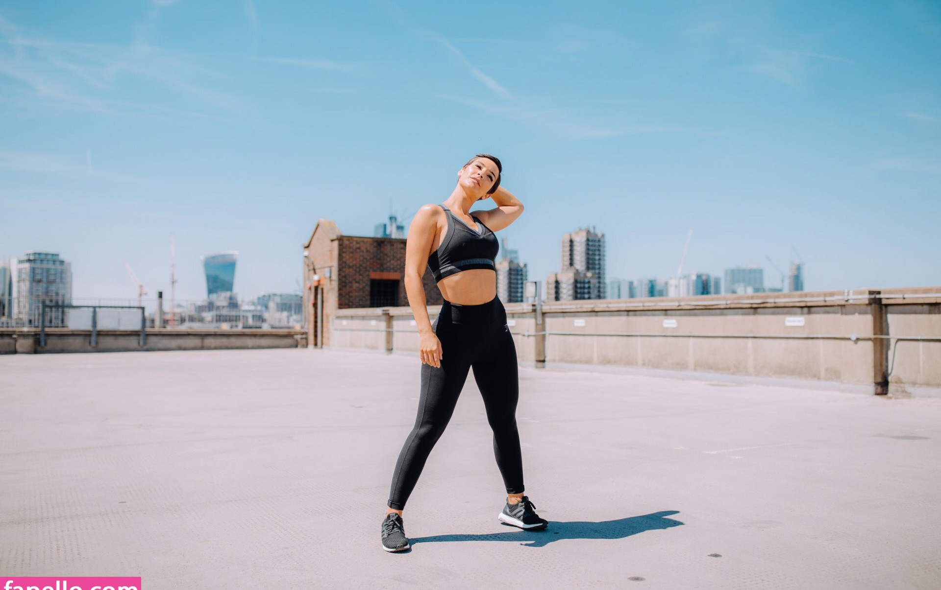 frankie-bridge gallery photo #1438