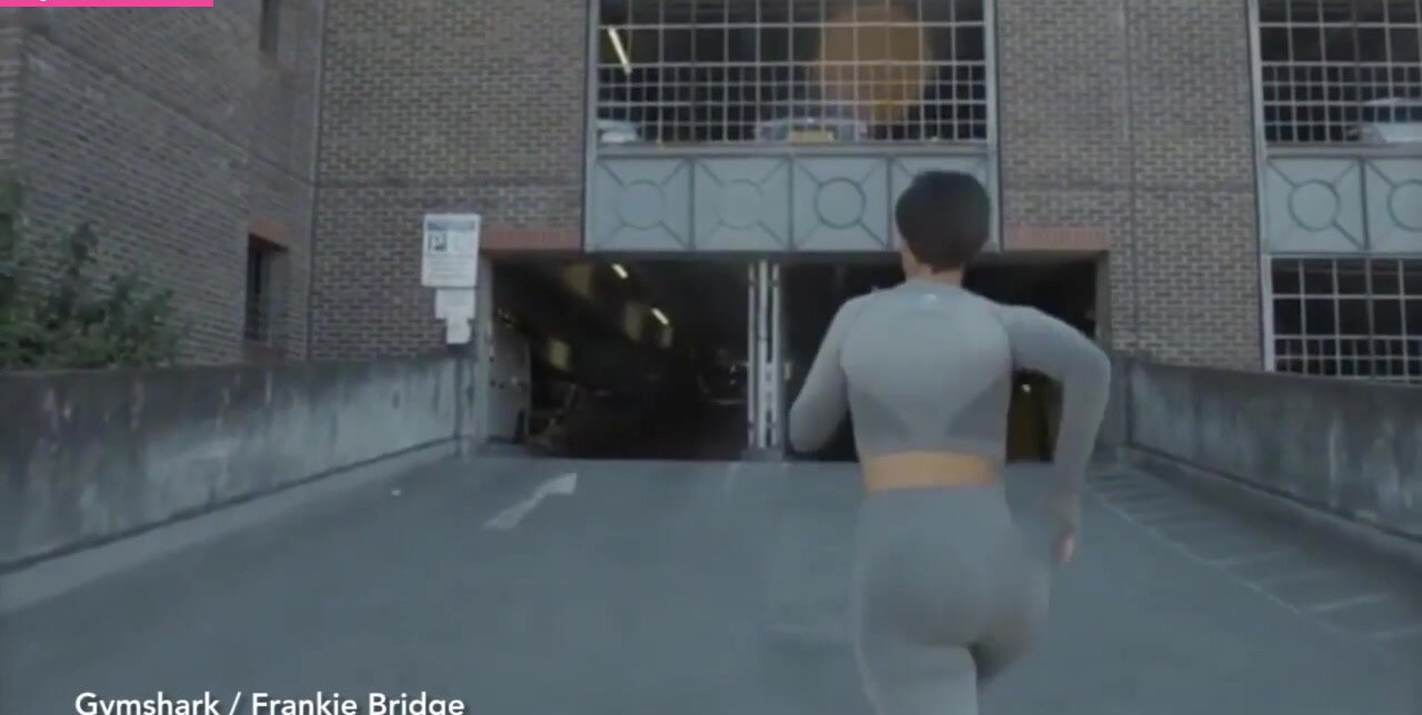 frankie-bridge gallery photo #1439