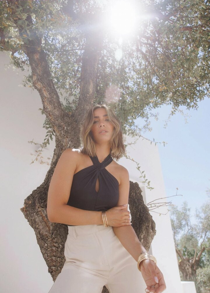 frankie-bridge gallery photo #1442