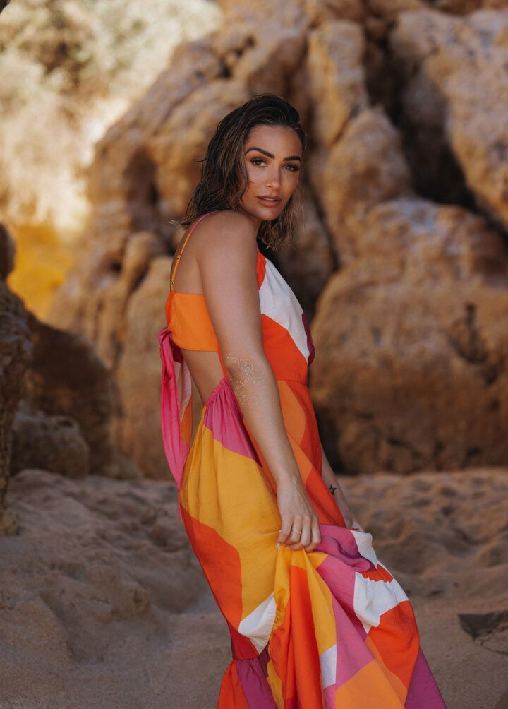 frankie-bridge gallery photo #1448