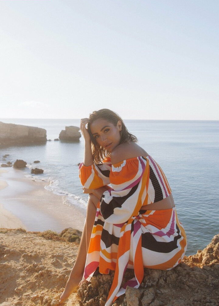 frankie-bridge gallery photo #1469