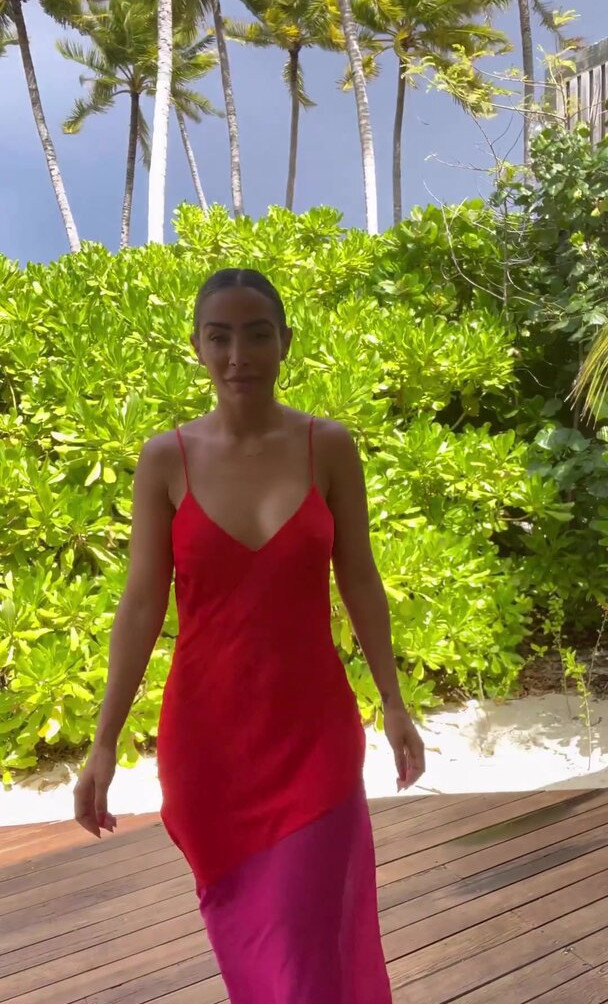 frankie-bridge gallery photo #1493