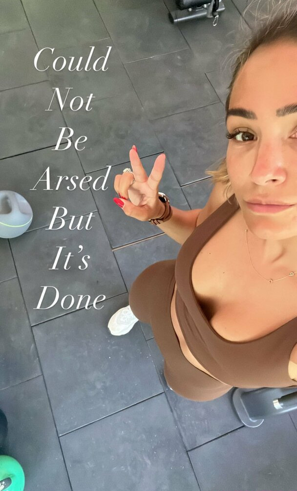 frankie-bridge gallery photo #1511