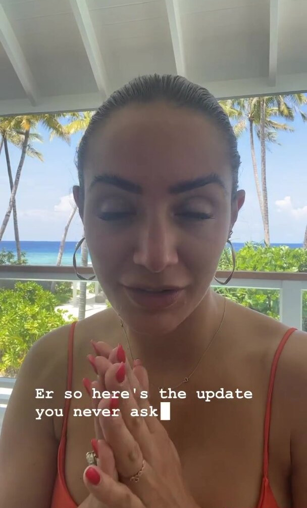 frankie-bridge gallery photo #1521