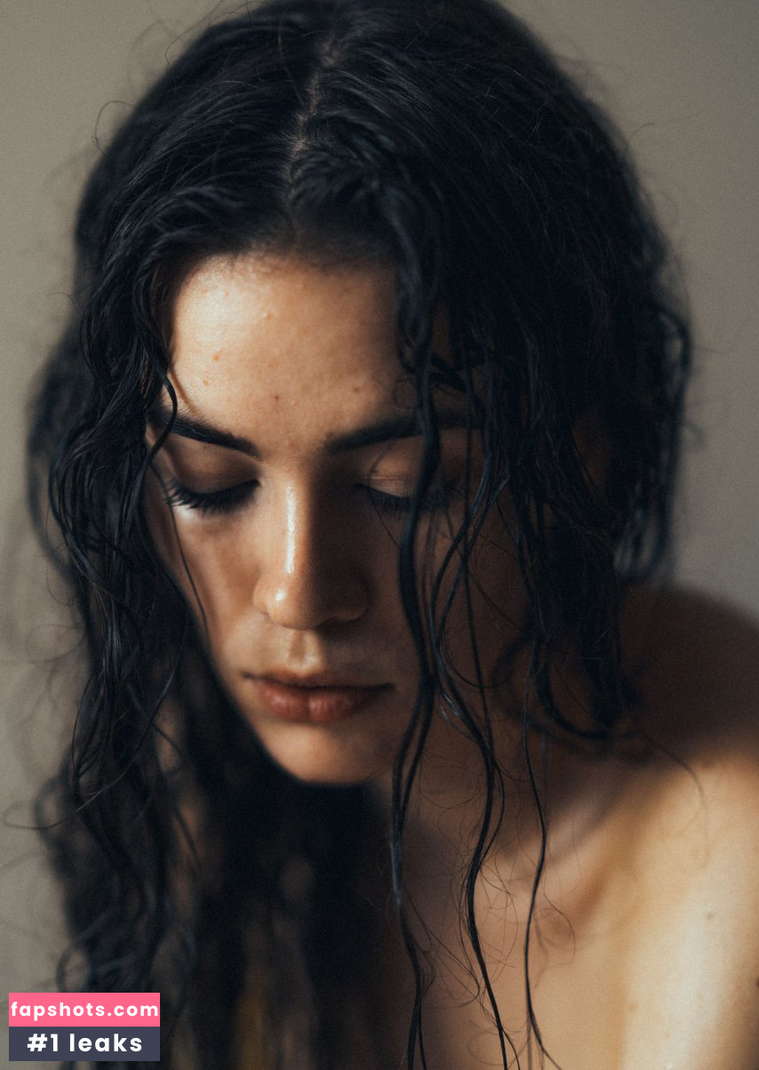 Frankie Miles gallery photo #21