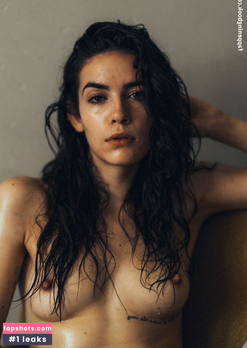 Frankie Miles gallery photo #26