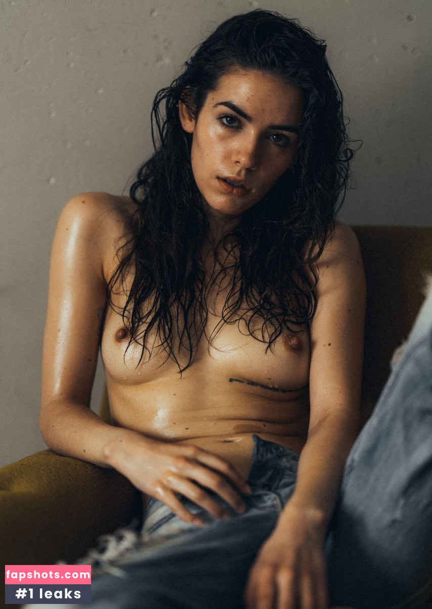 Frankie Miles gallery photo #28