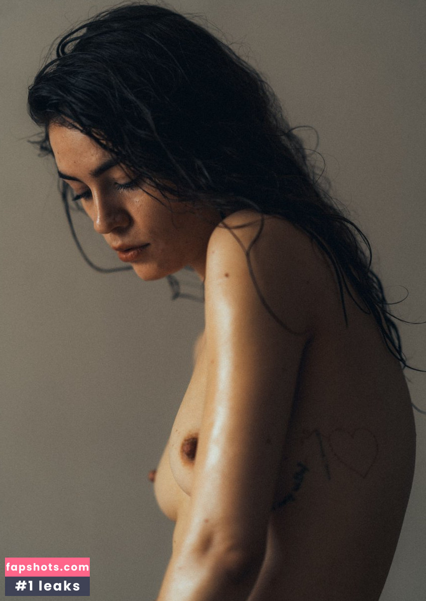 Frankie Miles gallery photo #5