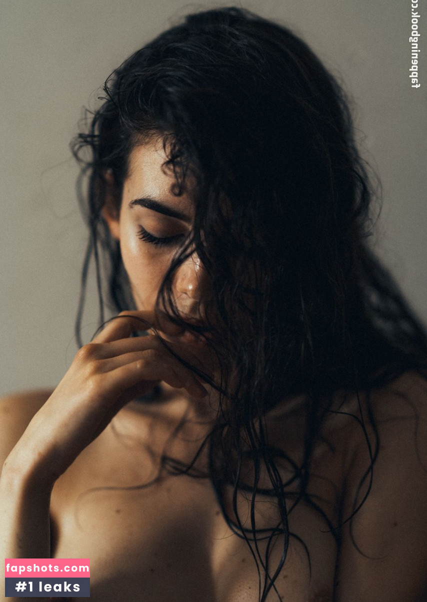 Frankie Miles gallery photo #8