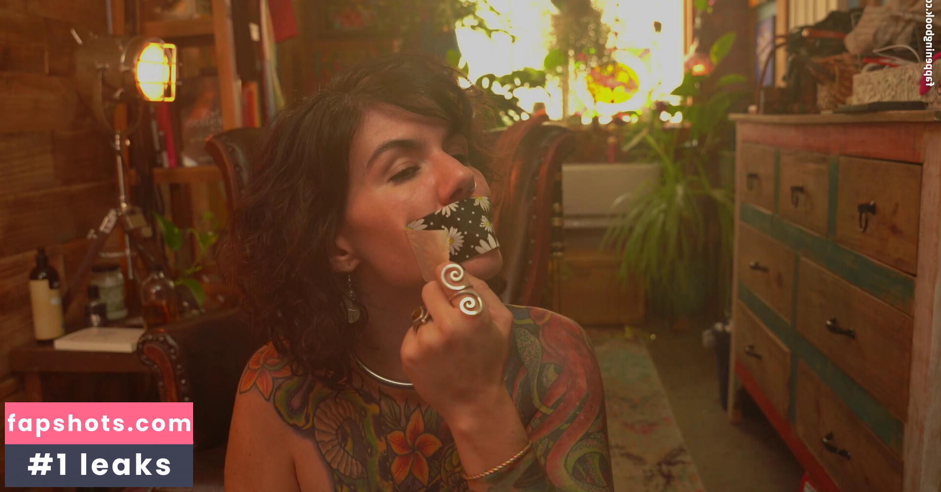 Frankie Rivers gallery photo #38