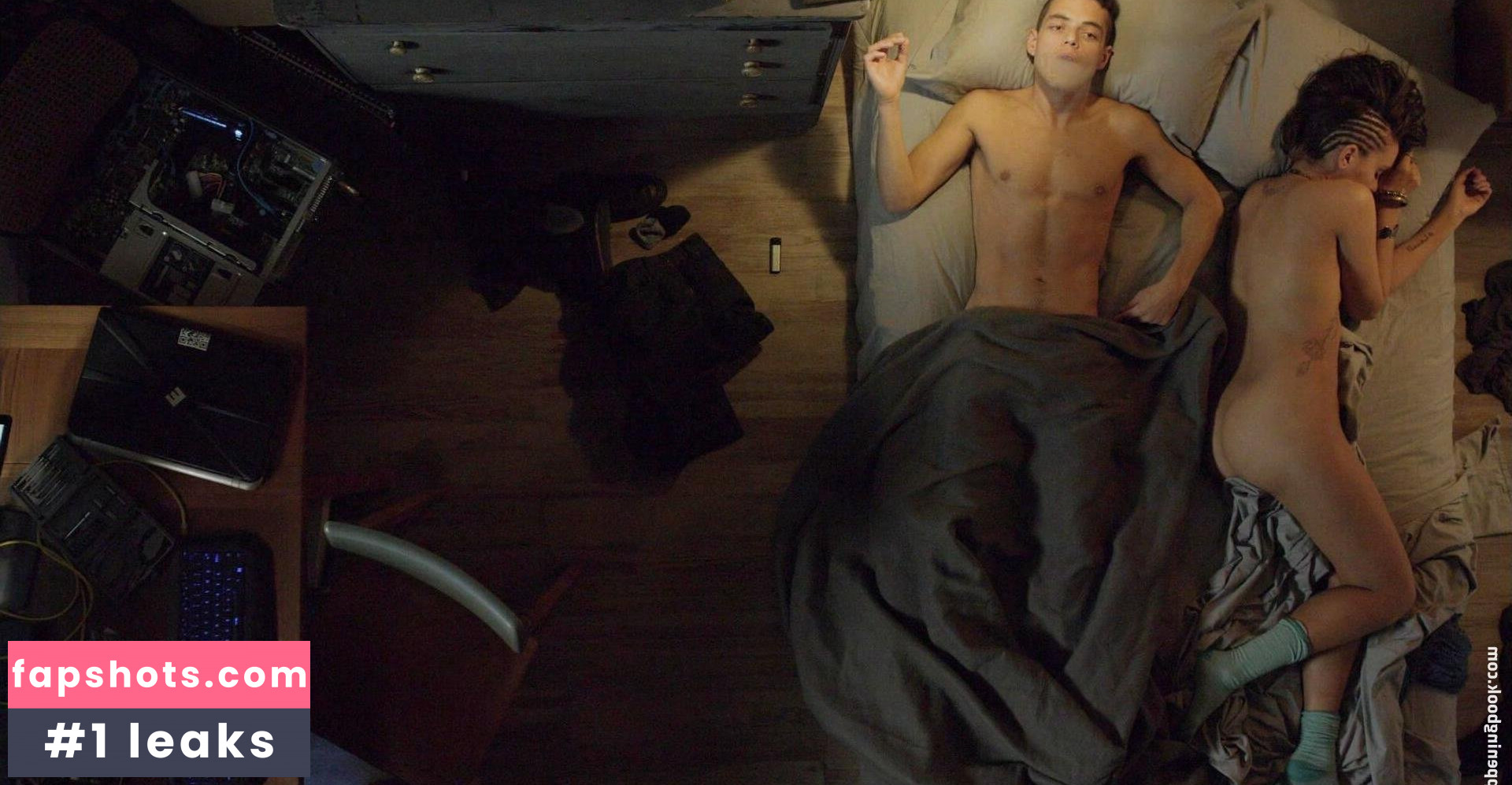 Frankie Shaw nude babe gallery