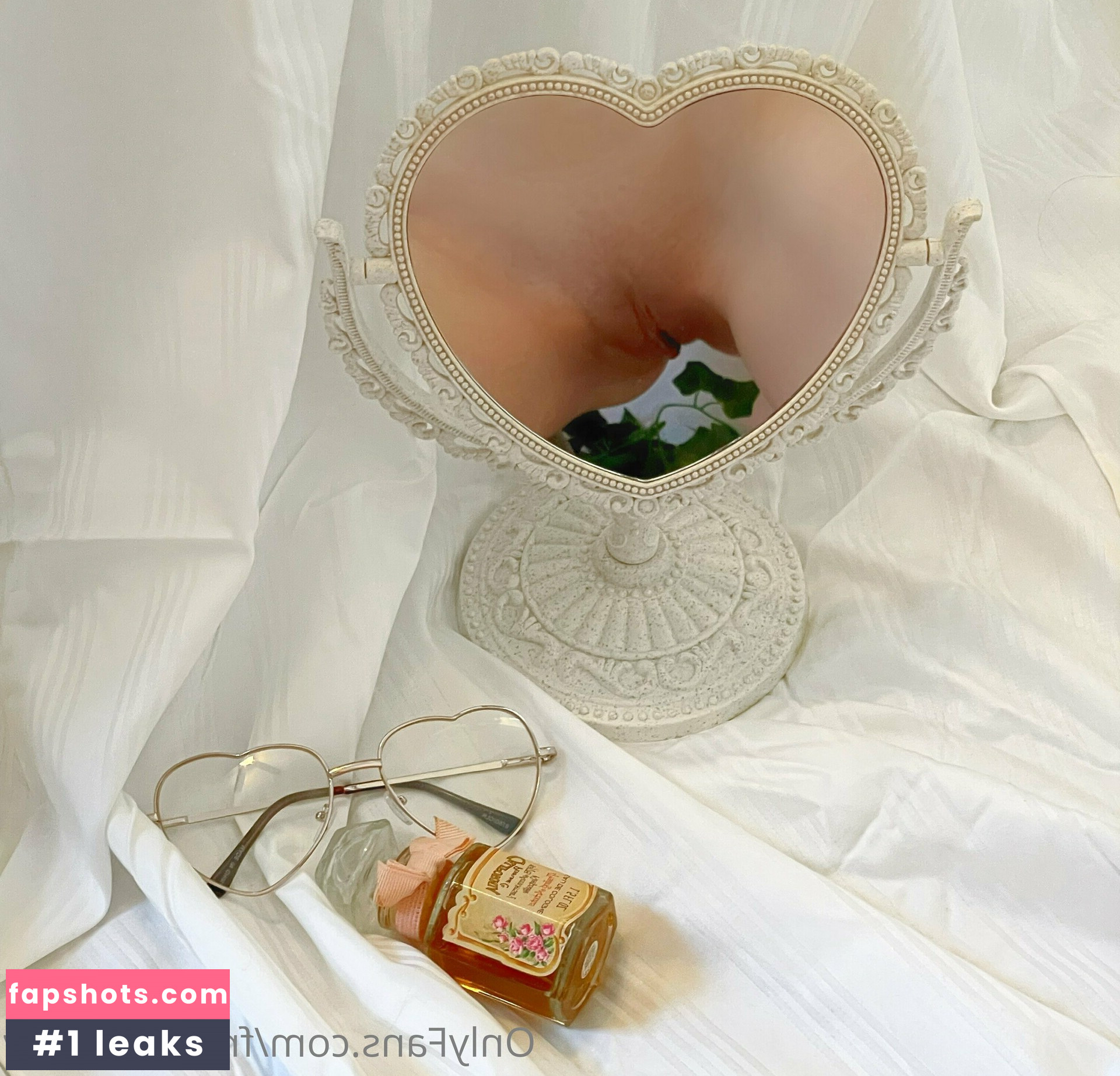 frankiebunny nude babe gallery