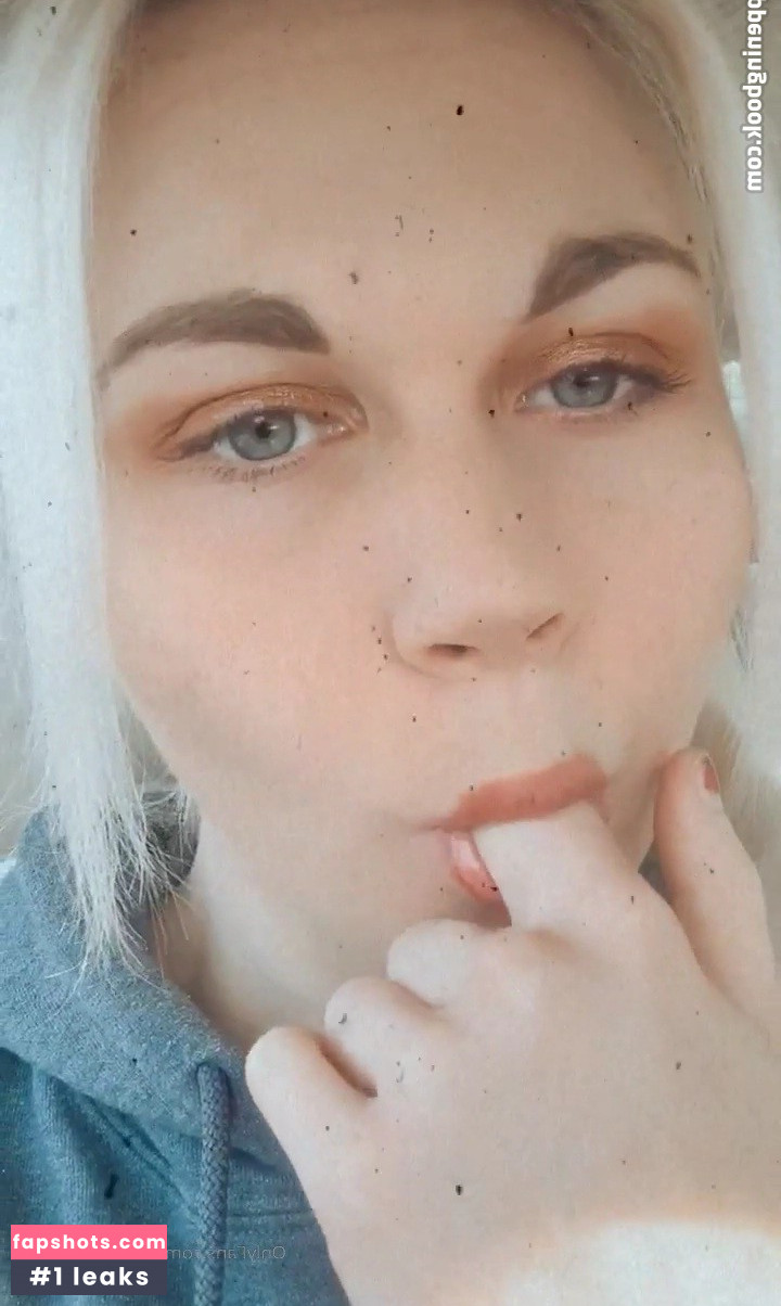 Frankiedennis gallery photo #5