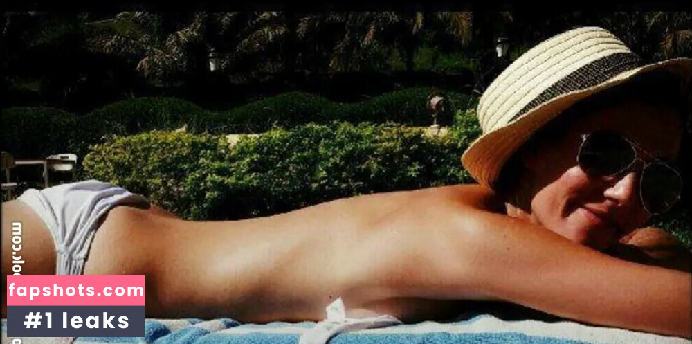 Fransisca Van Deventer nude babe gallery