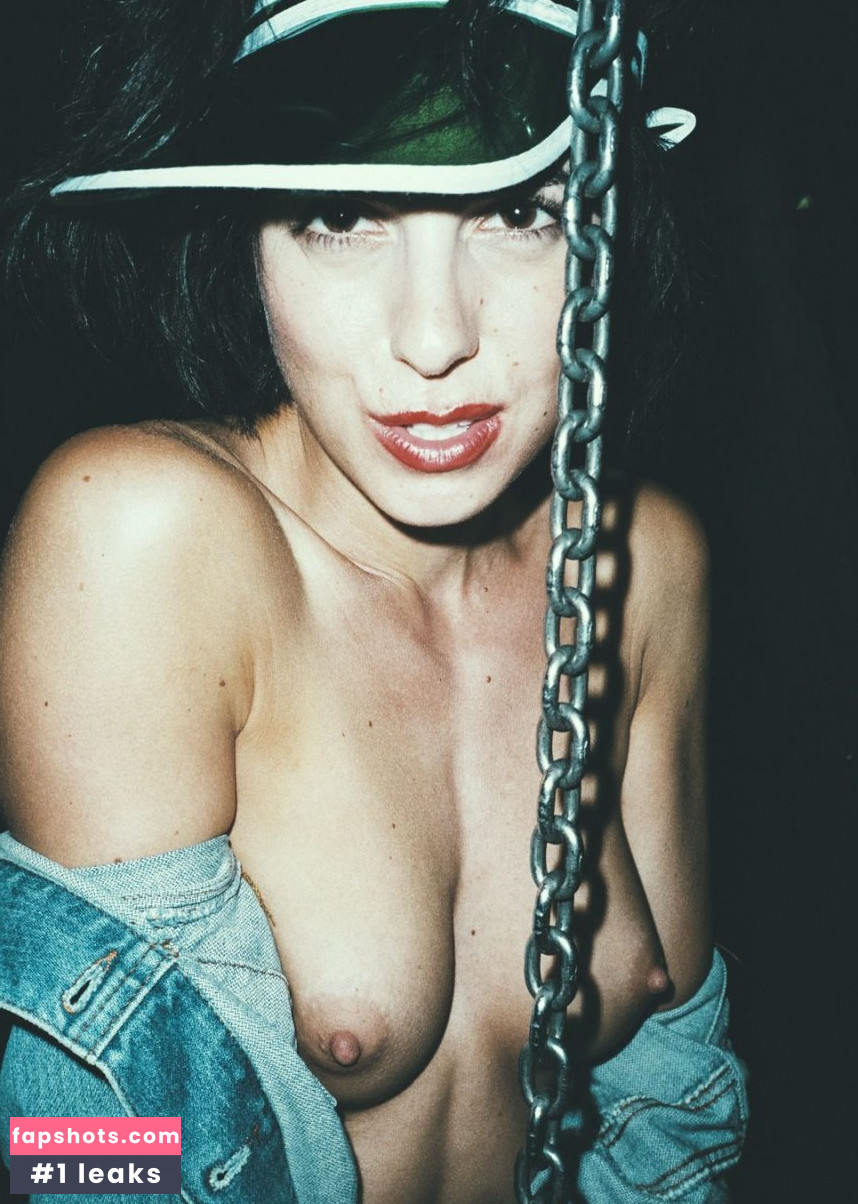 Franzi Skamet gallery photo #45