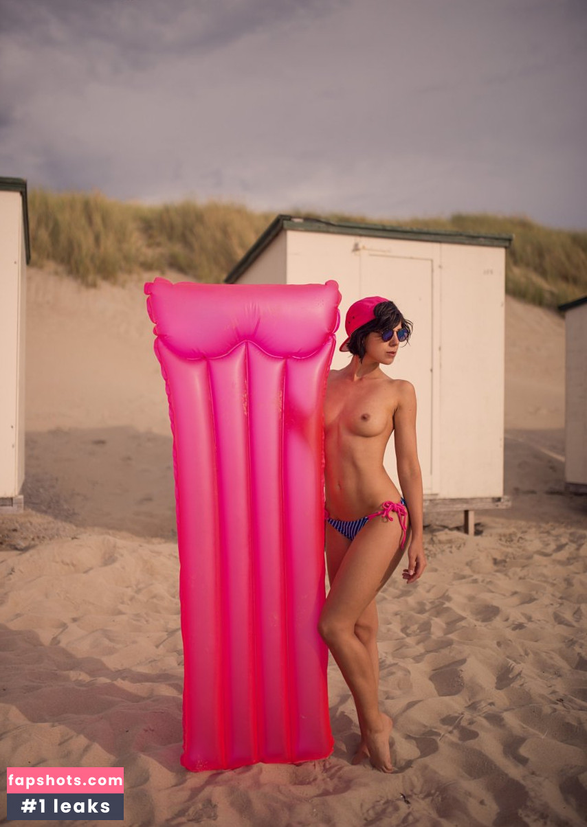 Franzi Skamet gallery photo #81