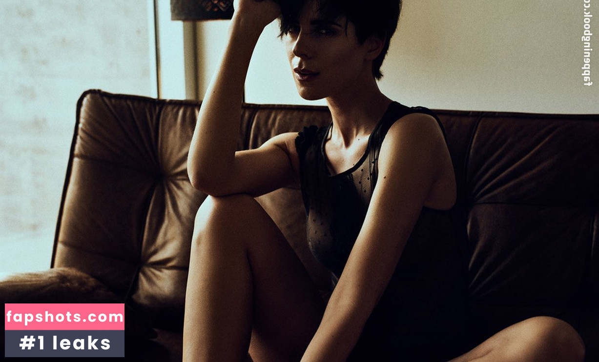 Franzi Skamet gallery photo #84