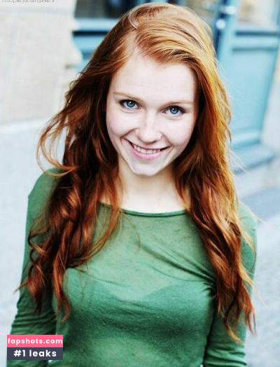 Franziska Brandmeier gallery photo #7