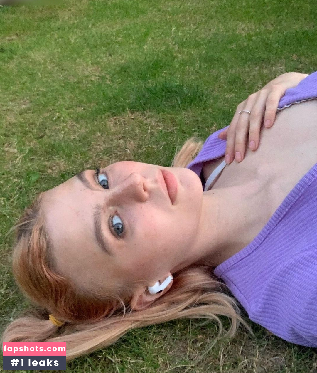 Franziska Schultz gallery photo #12