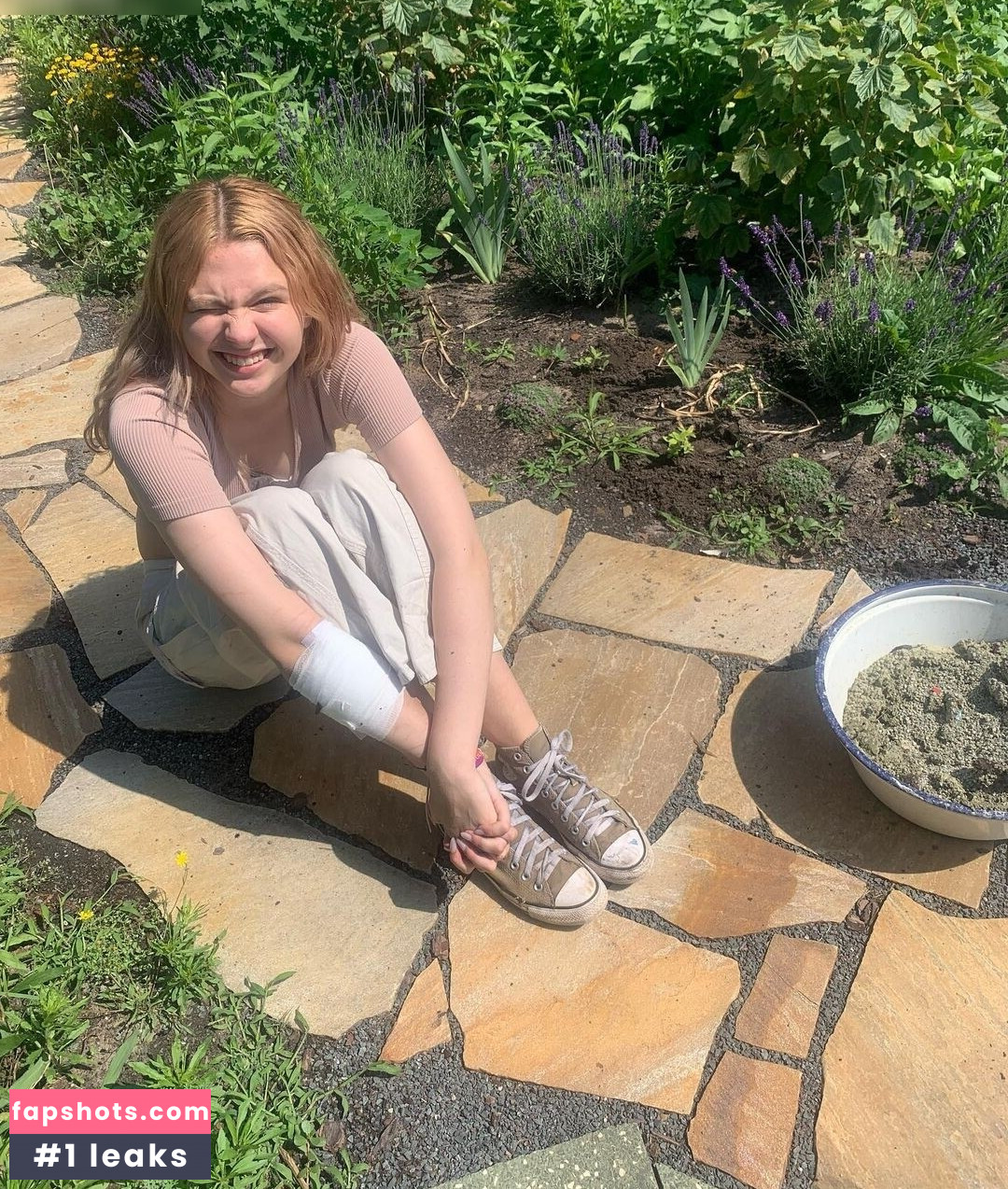 Franziska Schultz gallery photo #7