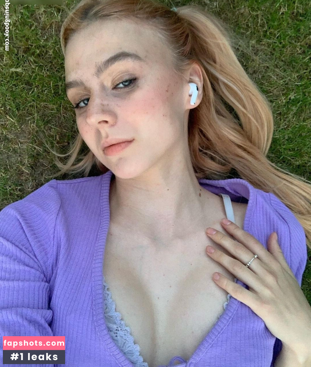 Franziska Schultz gallery photo #9