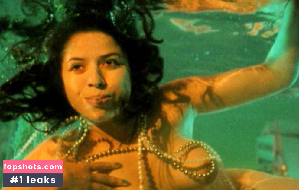 Franziska Traub gallery photo #33