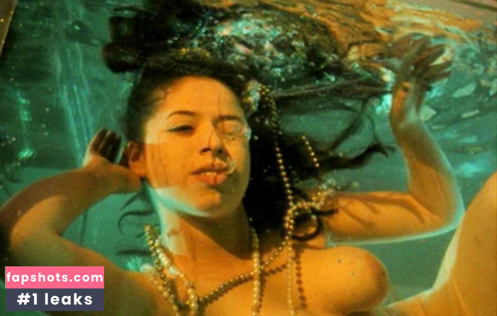 Franziska Traub gallery photo #10