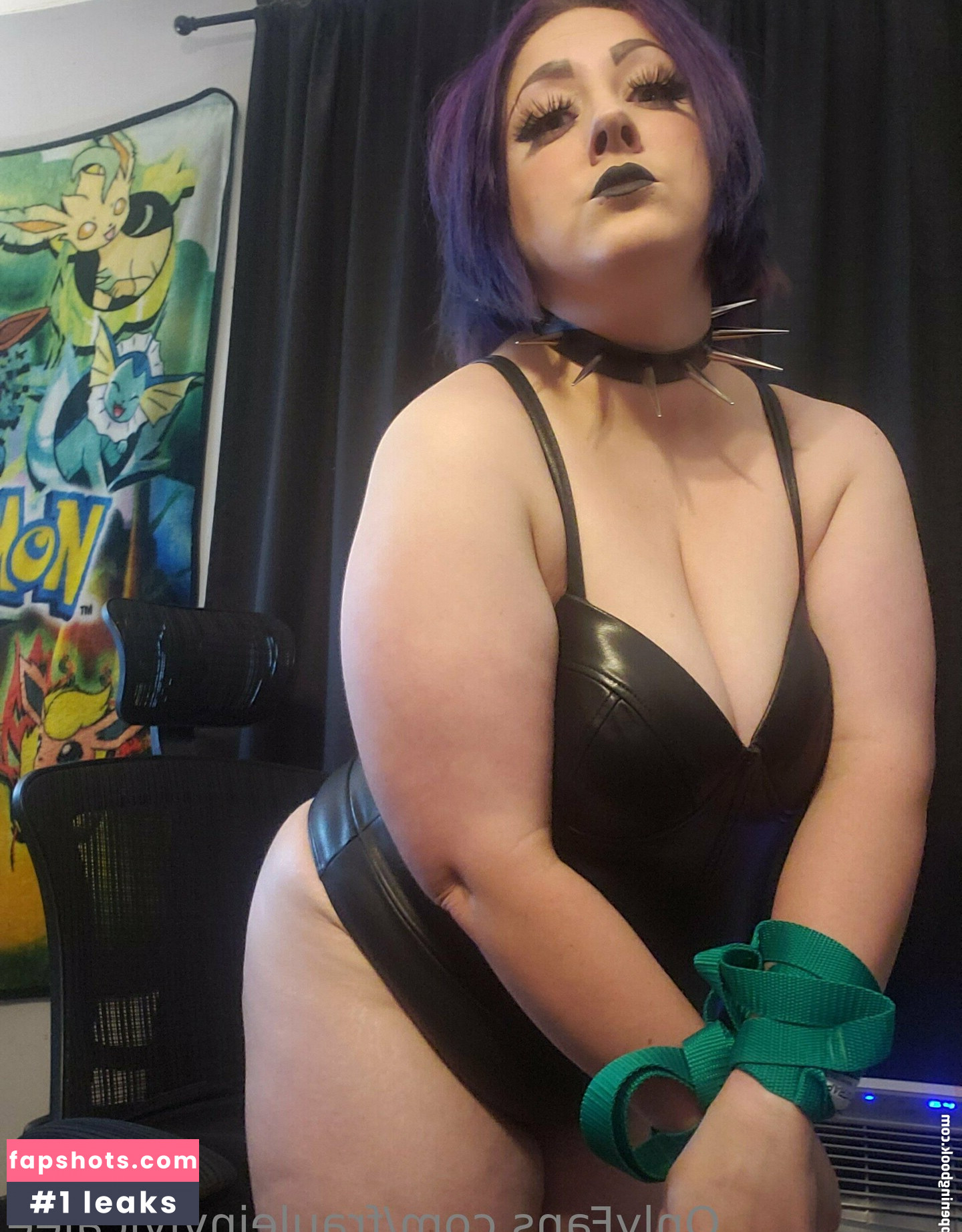 frauleinvivicalee Nude Leaks OnlyFans Photos #11 - LeakJerk