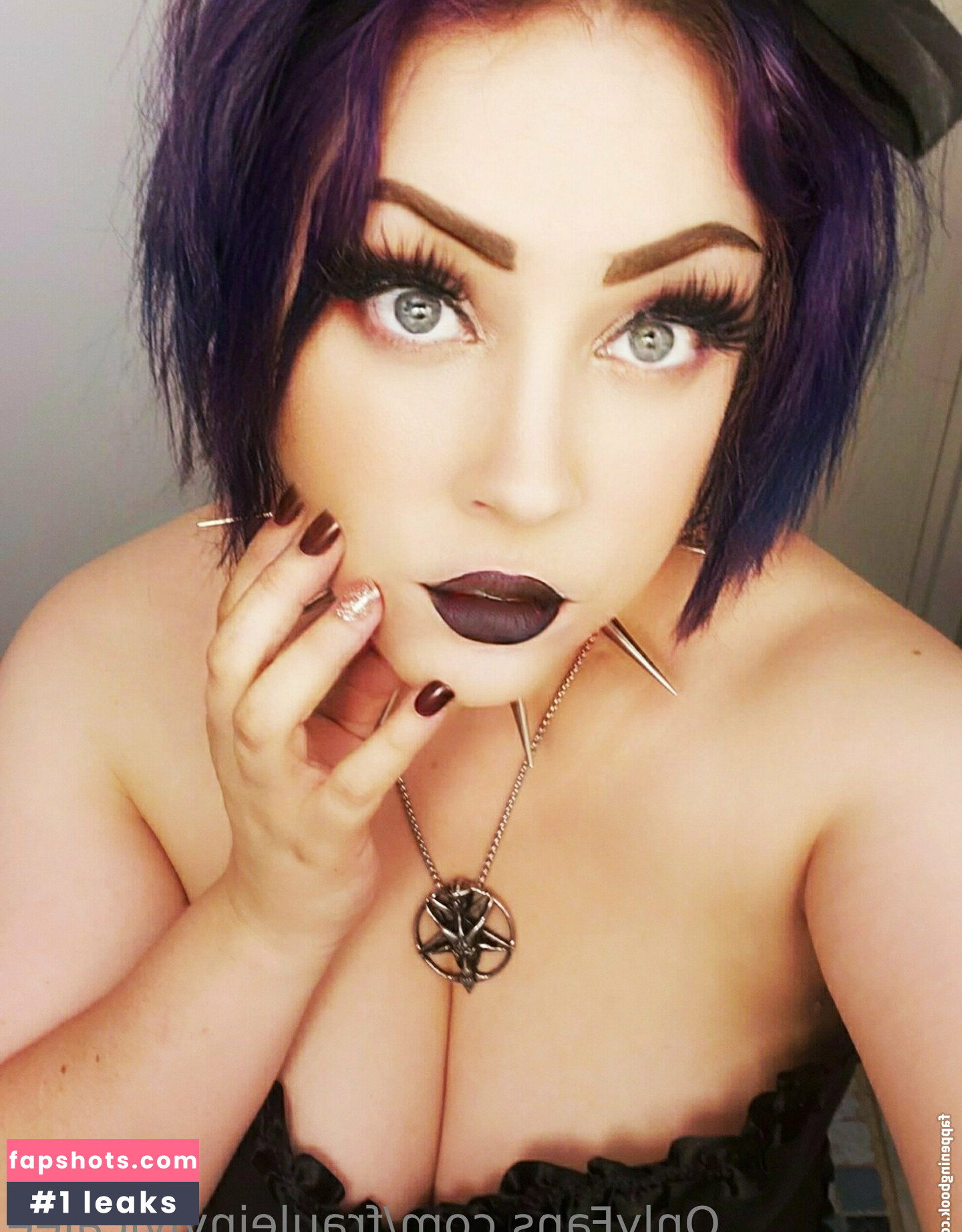 frauleinvivicalee Nude Leaks OnlyFans Photos #15 - LeakJerk