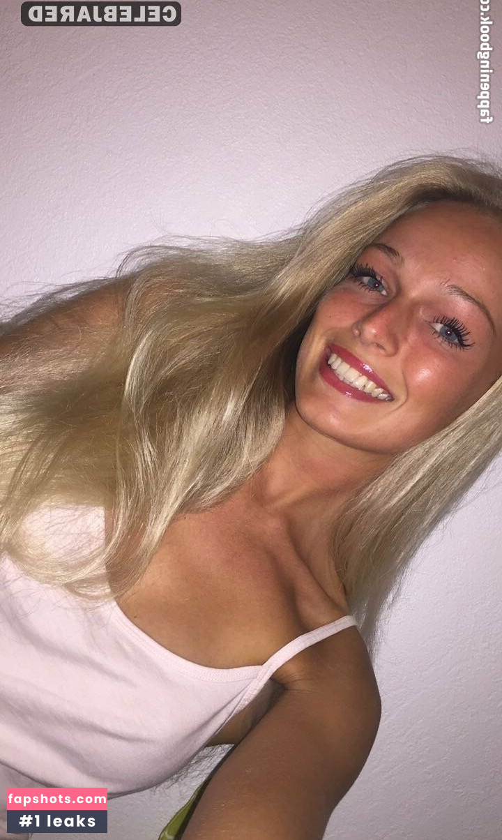 Frederikke Bach gallery photo #17